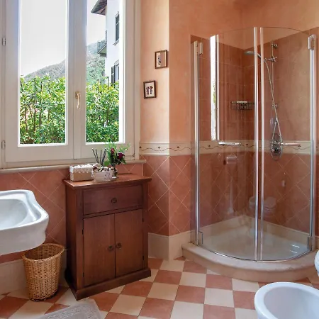 Sleeps 6 Pool Wifi